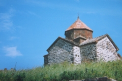 IMG_3580-Kerkje-bij-Sevan-meer