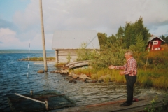 IMG_3615-Lake-Livo-vader-van-Paula-voedert-vissen