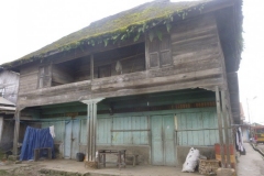 P1060713-Oud-huis-in-Lingga-Tulu