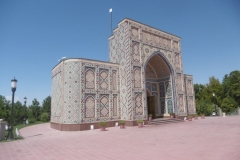 P1010145-Samarkand-Ulugbeg-Observatory