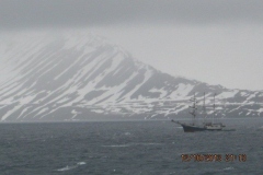 IMG_0557-noorderlicht-bij-vertrek-uit-Longyearbyen