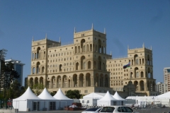 P1090660-Baku-parlement