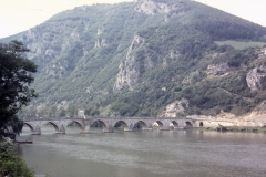 31-19-Visegrad-BIH-Brug-over-de-Drina