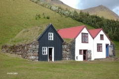 HPIM1471-Skogafoss-Folkmuseum