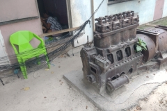 20250206-220-Old-ship-engine-at-a-house