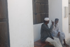 20230907-204-Tripoli-chatting-men-at-Gurgi-Mosque