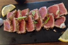 20250208-75-Tasty-raw-tuna-in-Toeak