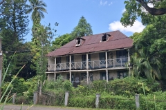 20251126-125-Vieuw-maison-colonial-a-Canala