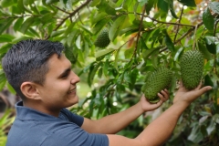 20240210-38-Breadfruit-and-Colombian-owner