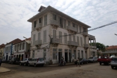DSC_0639-Sao-Tome-koloniaal-gebouw