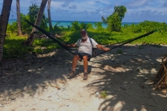 20240914-131-Rest-in-a-hamoch-on-a-tropical-island